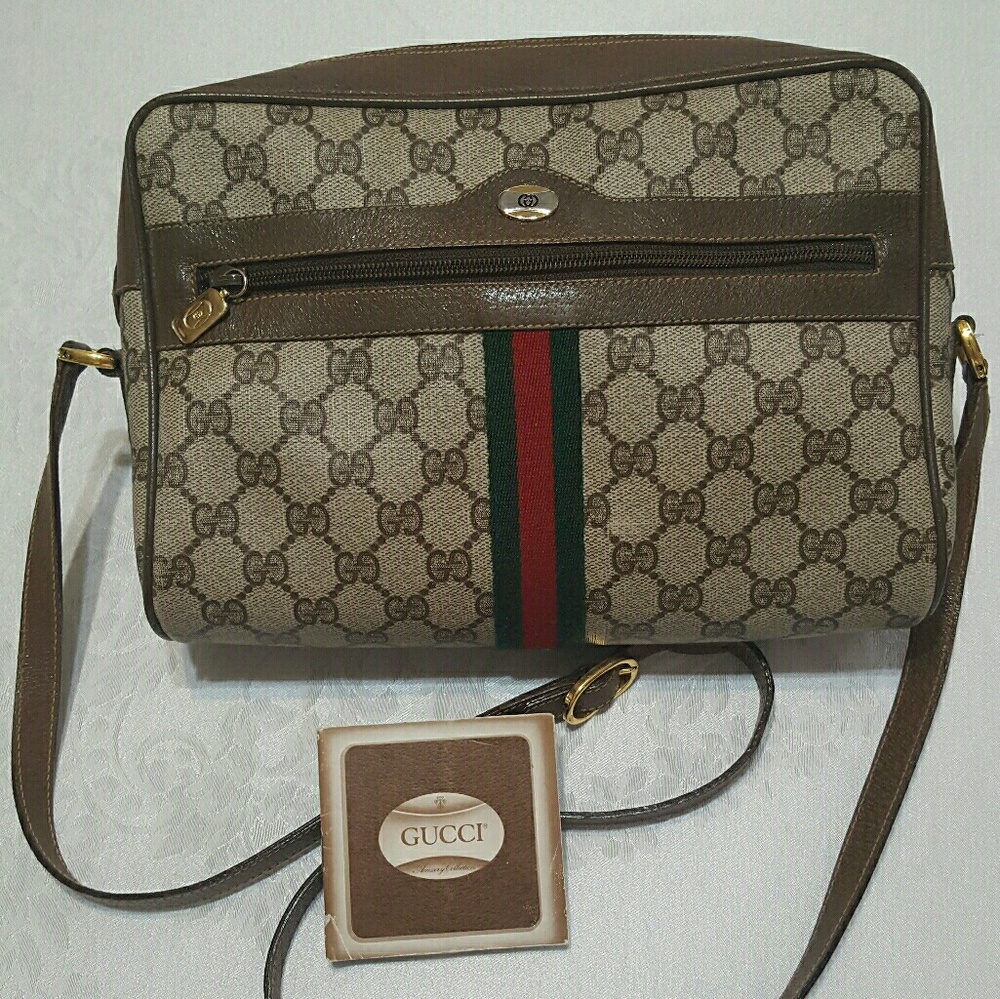 SOLD!!!!!!!Gucci Large camera case bag(ophidia)